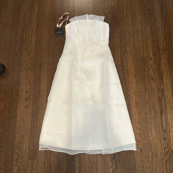 Elegant Strapless White Midi Dress with Draped Bodice - Picture 7 of 7